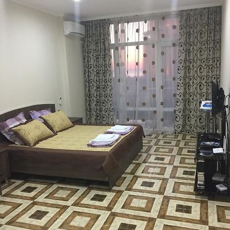 Apartment Pshavela 16 Батумі Екстер'єр фото